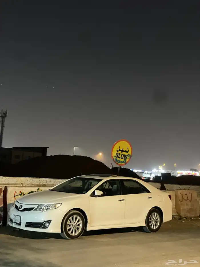 كامري GLX فل كامل شبه وكالة 2013 13