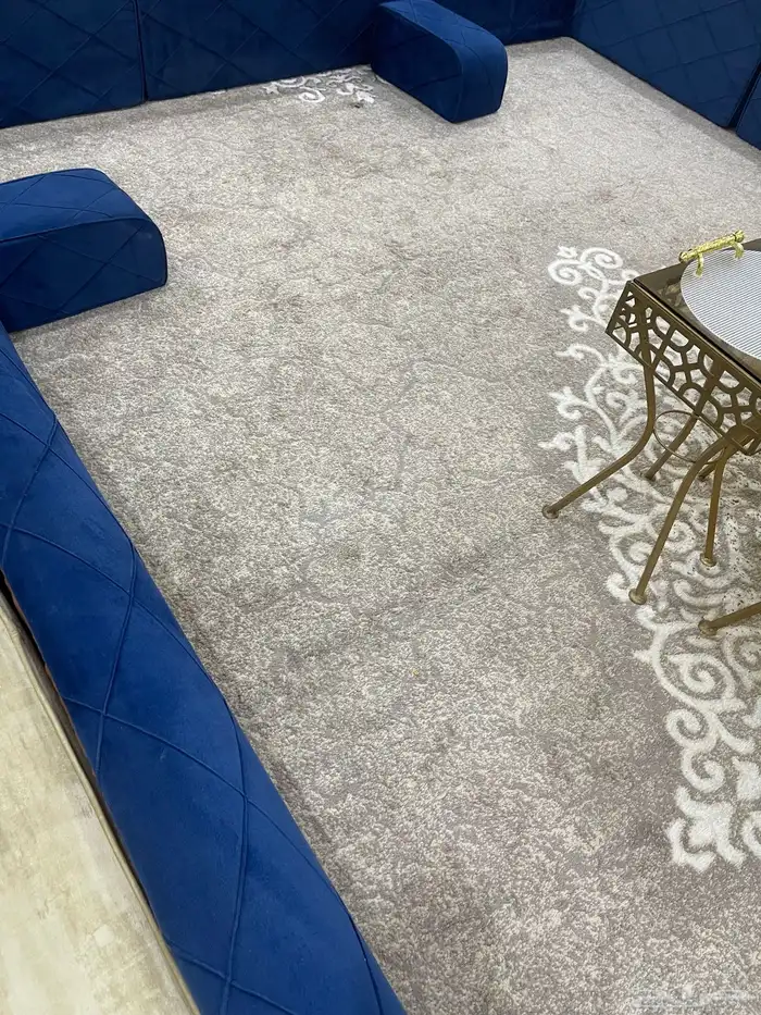 جلسة كنب ارضيه 4في 5 2