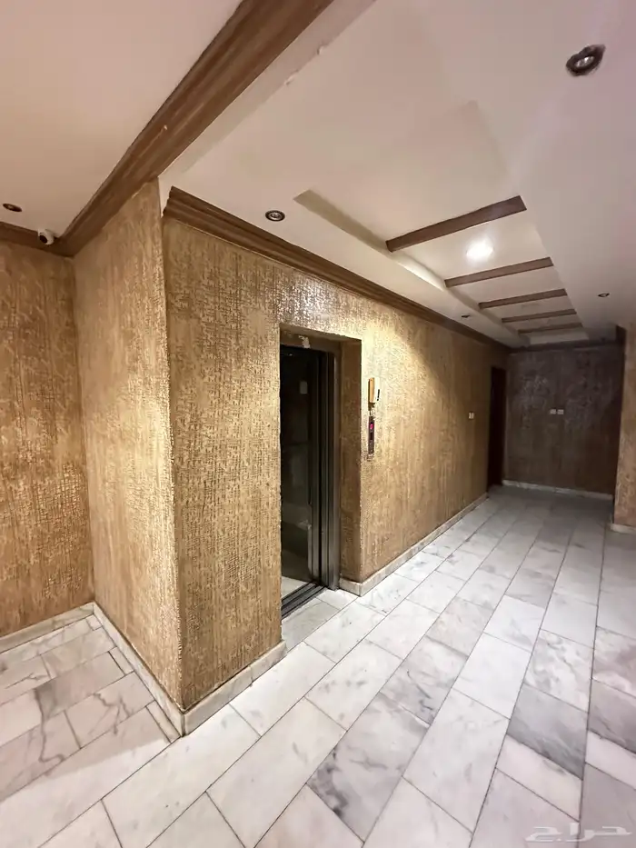 للايجار شقة بحي لبن 4غرف ب3500شهري 6