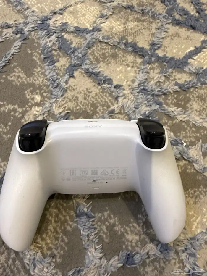 يد سوني فايف 1