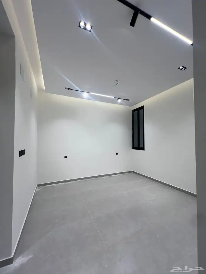 شقق فاخرة بحي الراقي ع شارع 20 شرقي تشطيب vip ب 550 الف 16