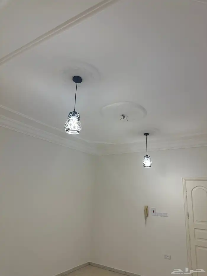 شقة للايجار حي الربوه 7