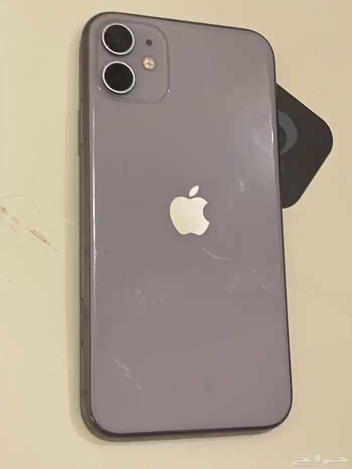آيفون 11 العادي 128 قيقا 0