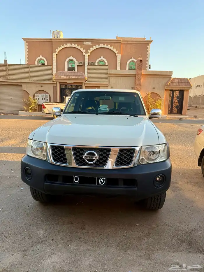 جيب نيسان اربع ابواب مكينه 4800 فتك قير عايدي مخزن . 0