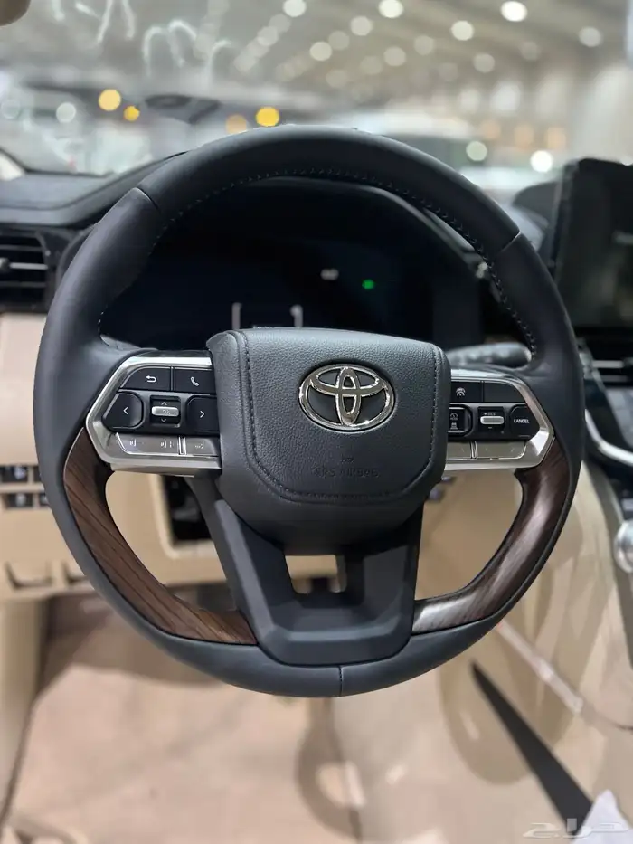 تويوتا لاندكروزر GXRL4 2025 14