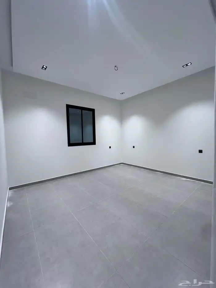 شقق فاخرة بحي الراقي ع شارع 20 شرقي تشطيب vip ب 550 الف 25