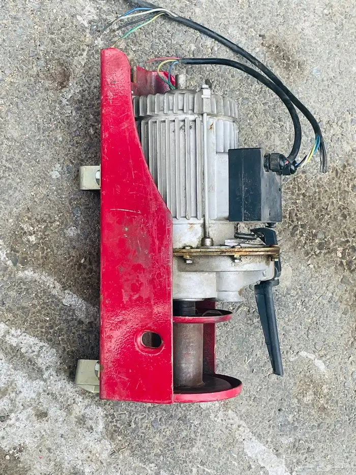 ونش رفع كهرباء 2