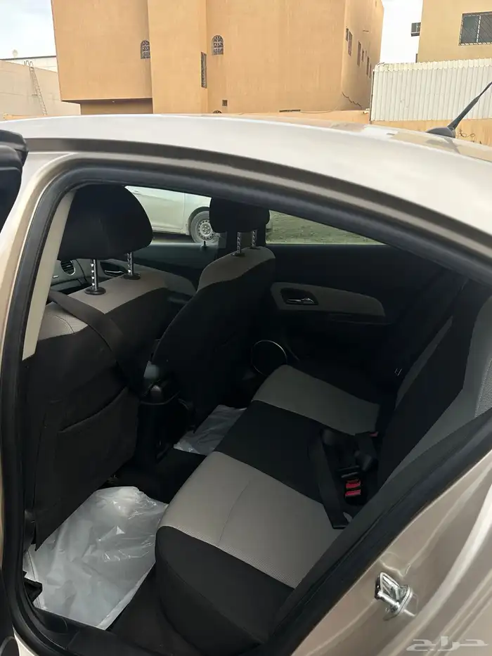 شيفروليه كروز 2012 ذهبي 9