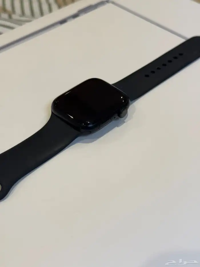 ساعة ابل الاصدار السابع اكبر مقاس 1