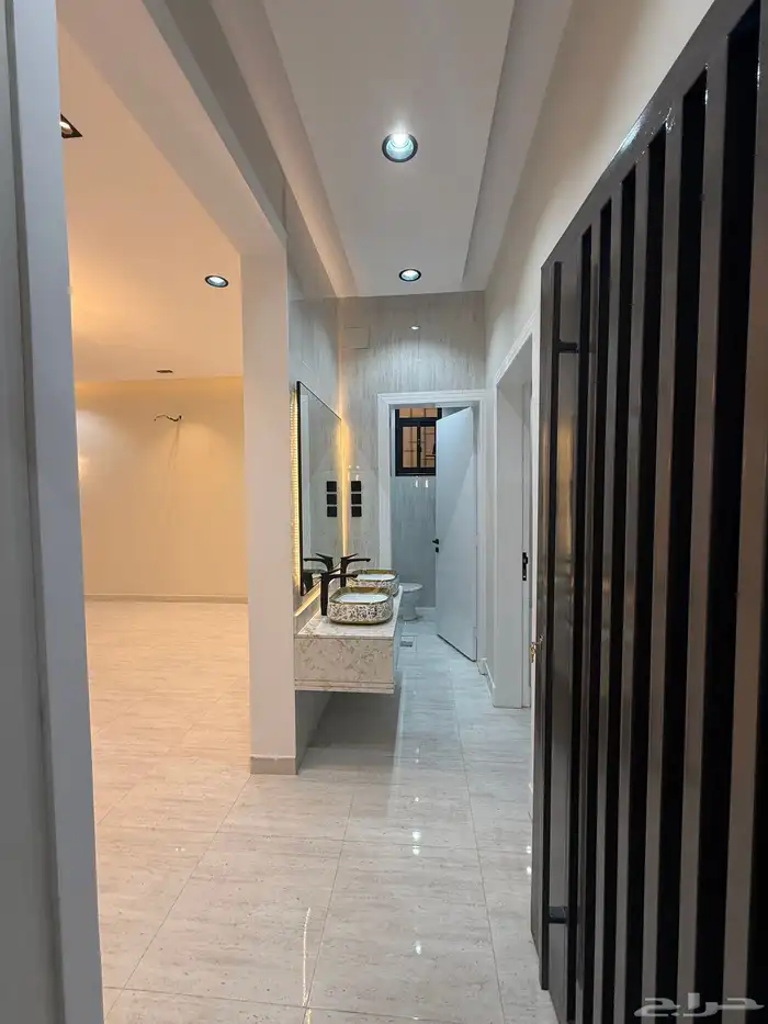 للبيع ادوار تمليك علويه بمساحات كبيره شرق الخميس حى الراقي 4