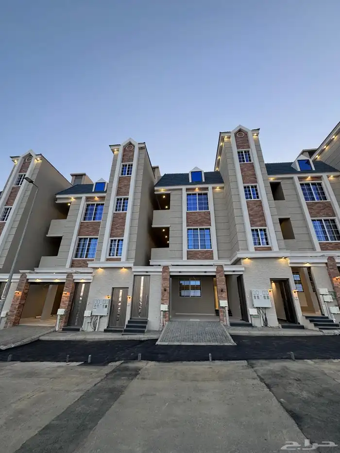 للبيع شقق تمليك علوي مع سطح خاص ومصعد حي المعارض 520 الف 0