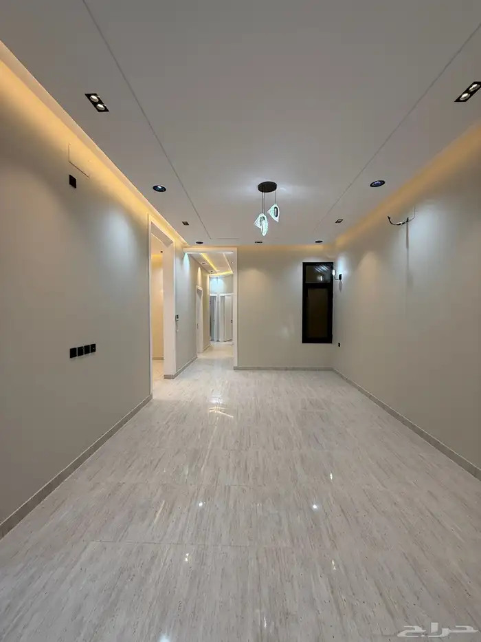 للبيع شقق علويه وارضيه بسعر صيدة بدرة الموسي ع برحه مسجد 26