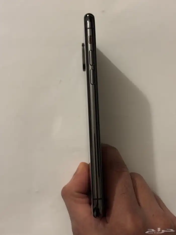 ايفون اكس نظيف للبيع 256 جيجا 4