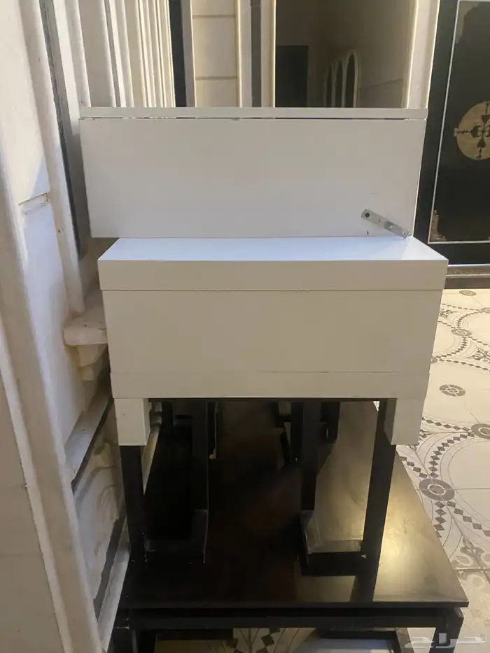 طاولات من ايكيا 2