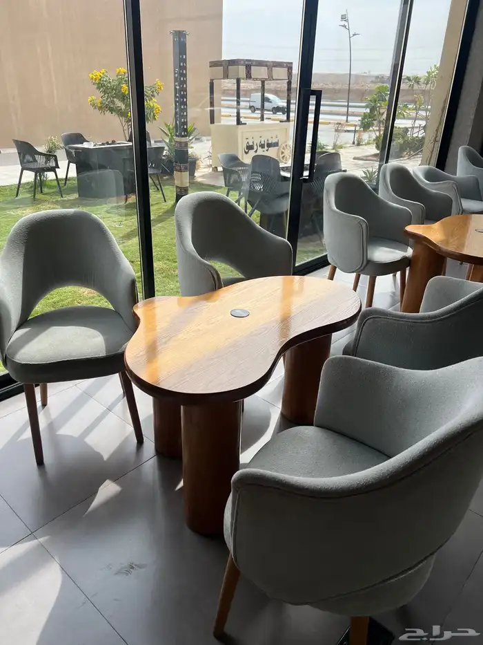 اثاث كافيه طاولات وكراسي 2