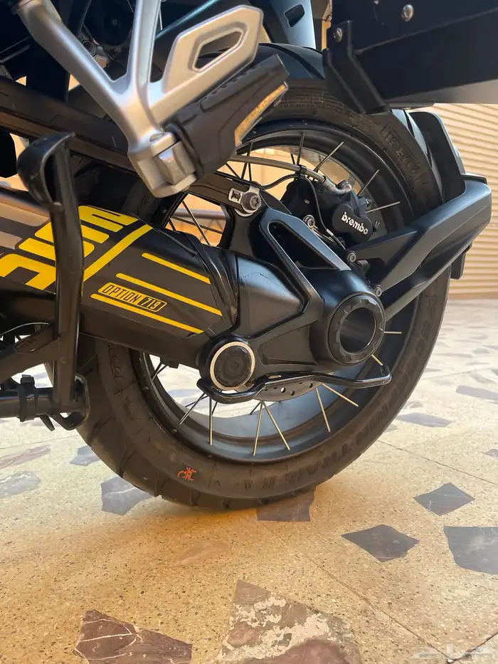 ادفنشر bmw 1250 R 2021 اصدار 40 عام لوحة مميزة 25