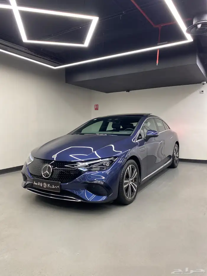 مرسيدس EQE300 0