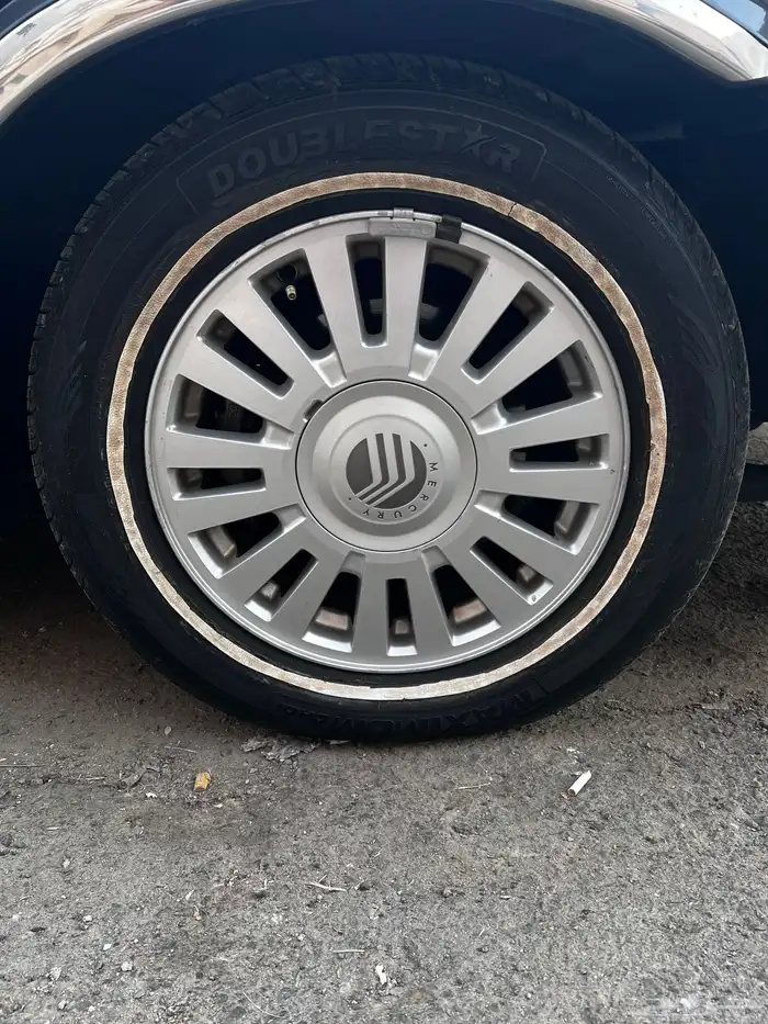 جنوط فورد مقاس16 مع كفراتها شبة جديدة 1