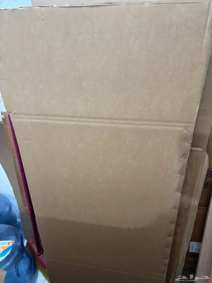 كراتين جديدة   مستعمله 0