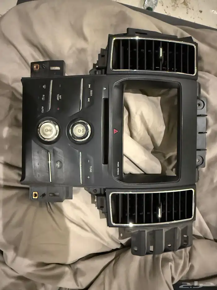 ديكور شاشة مسجل فورد تورس نص فل أصلي 2013 - 2019 5