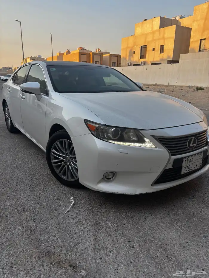 لكزس ES350 شبه مخزن 3