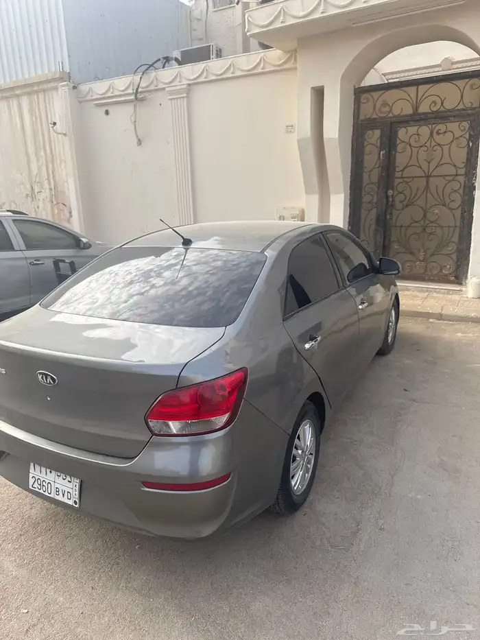 كيا بيجاس 1
