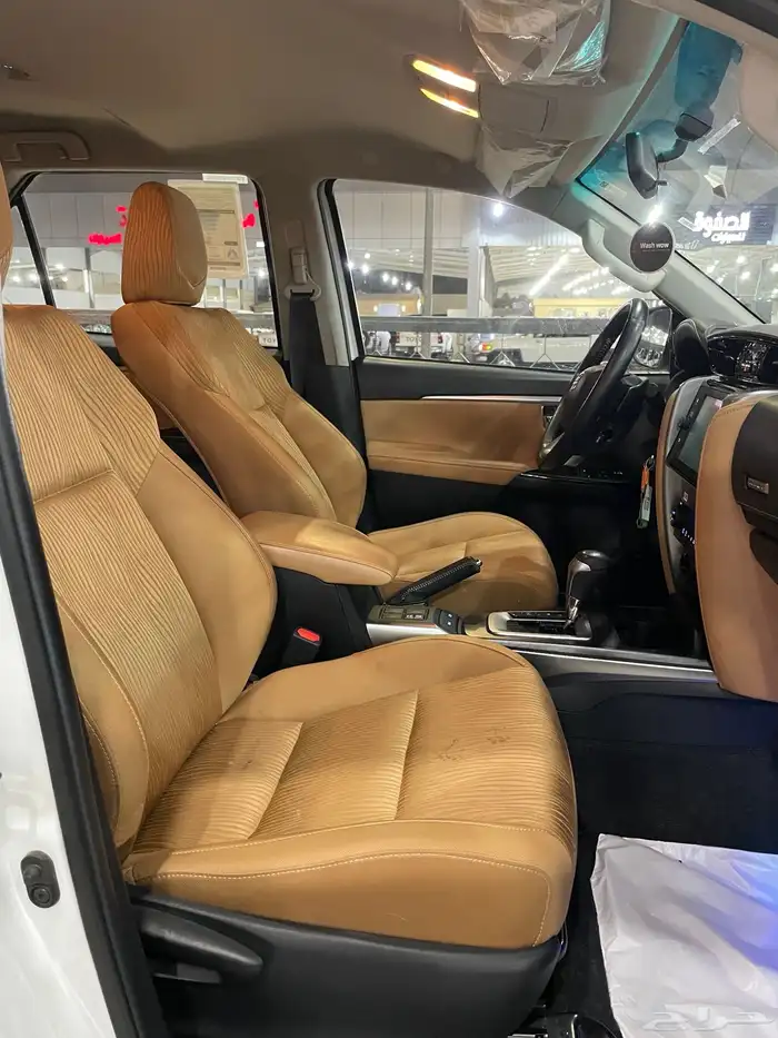 فورتشنر موديل 2023 (6سلندر) 10