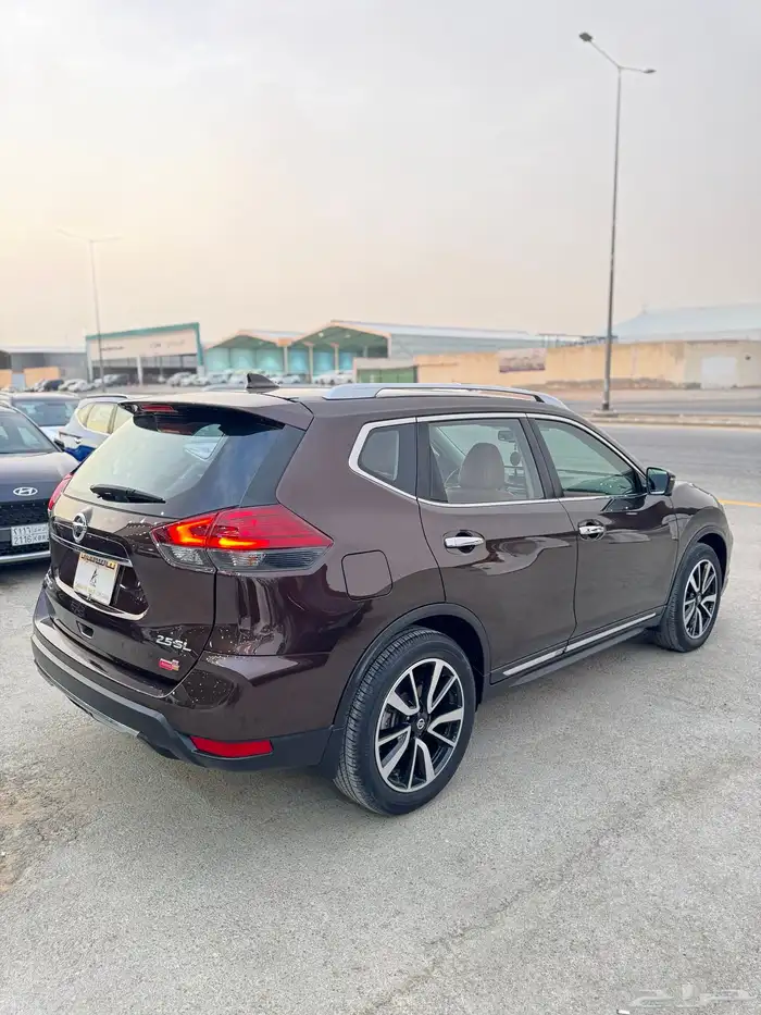 للبيع نيسان 2022 إكس تريل - فل كامل 3