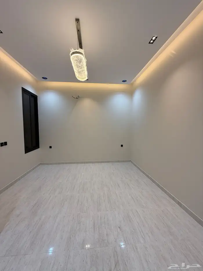 للبيع شقق علويه وارضيه بسعر صيدة بدرة الموسي ع برحه مسجد 31