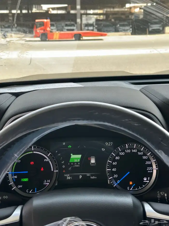 تويوتا هايلاندر GLE هايبرد الوان فضي موديل 2025 15