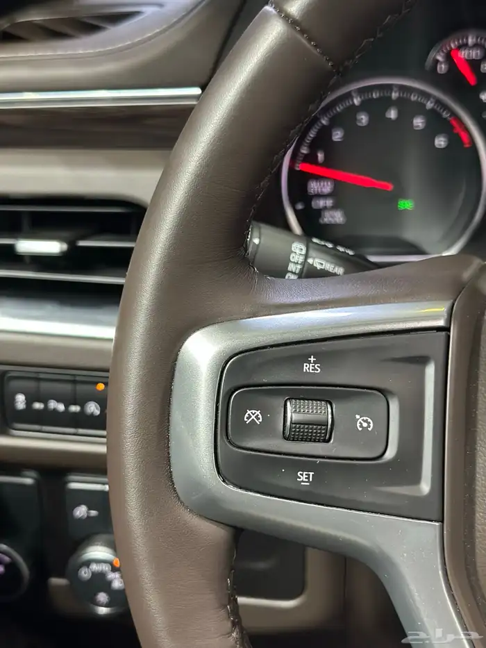 شيفورليه تاهو LS - شبه اصفار - 2022 - سعودي 44