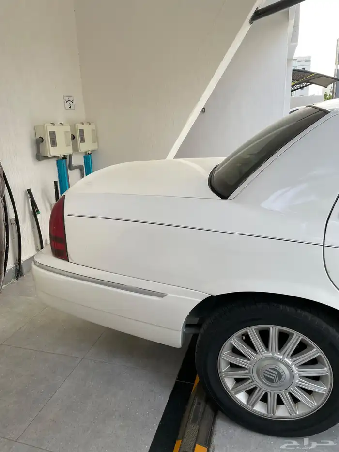 فورد ماركيز 2010 7