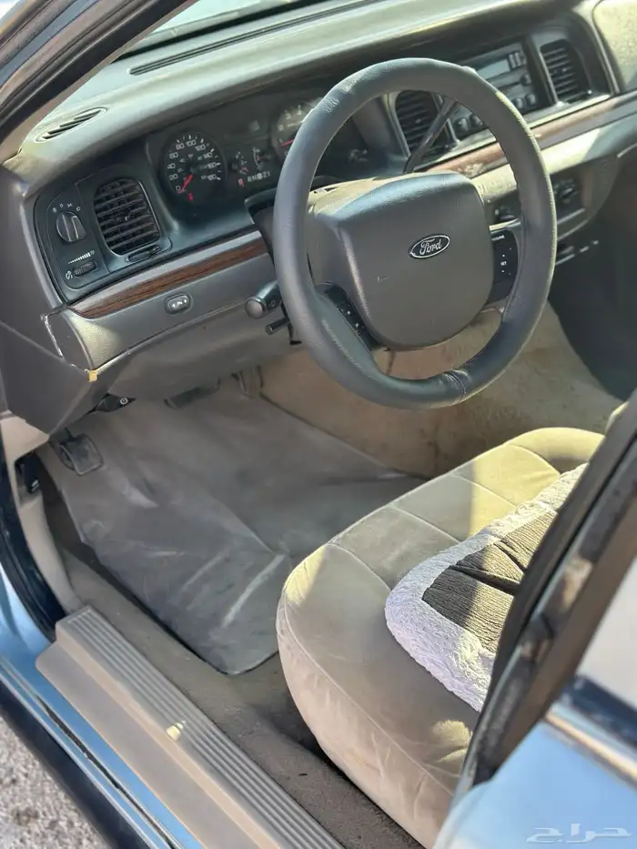 فورد فكتوريا 2006 7