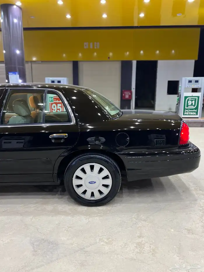 فورد فكتوريا 2006 بوليسي 12