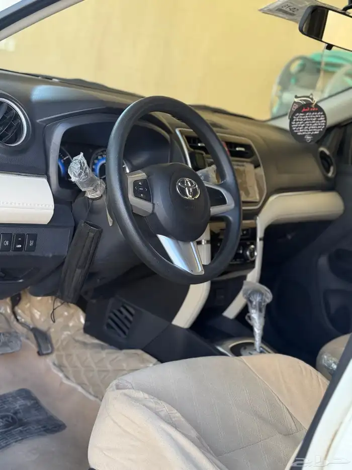 تيوتا راش المديل 2023 ( G ) سعودية عبداللطيف جميل وكالة 38