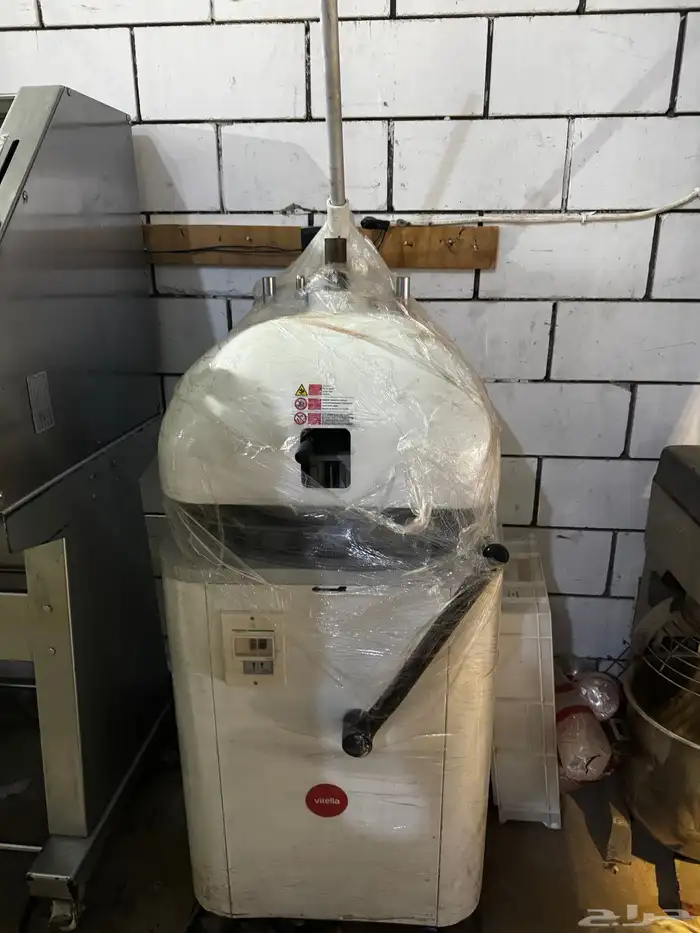 كوره عجين شك فريز عشر صواني ثلاجات 3ابواب ربوت كوب فرنسي 6