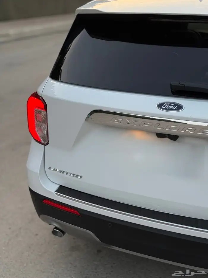 FORD EXPLORER LIMITED 2020 4