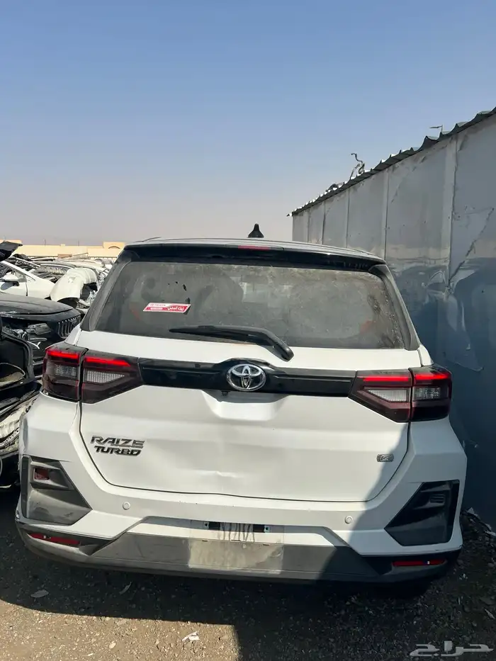 رايز2025 ابيض  مصدوم قطع غيار فقط 3