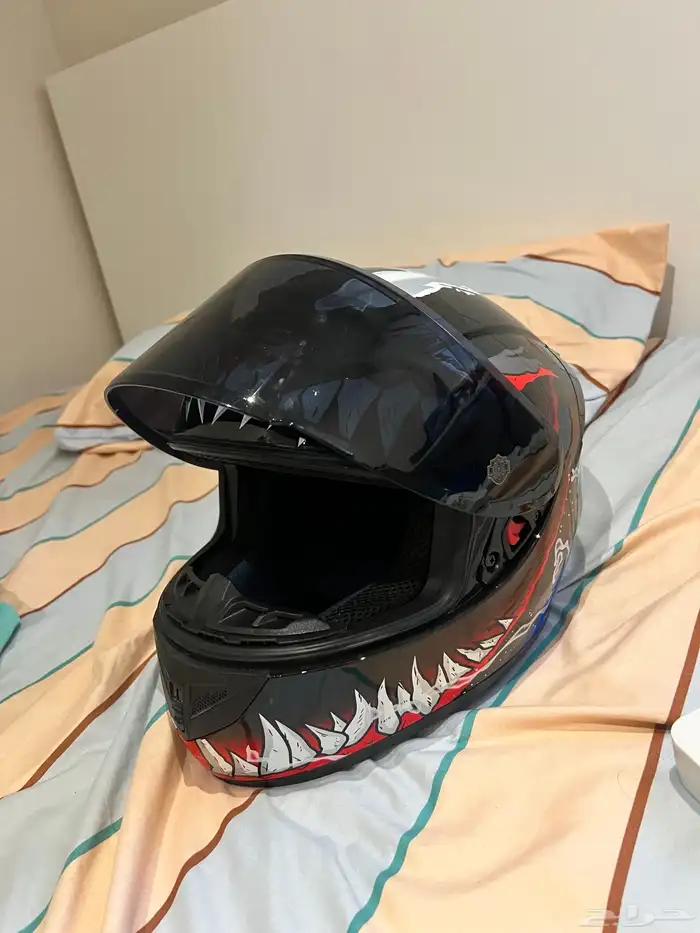 خوذة دراجة ناريه 2