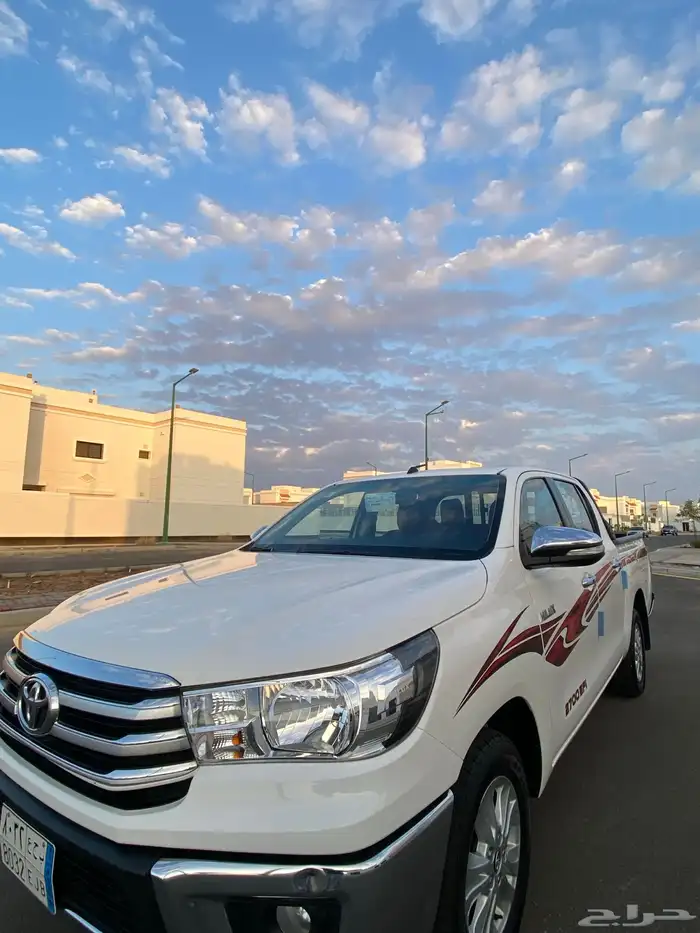 هايلوكس 2016وكاله فل كامل بدووون دبل قير عايدي مخزن 15