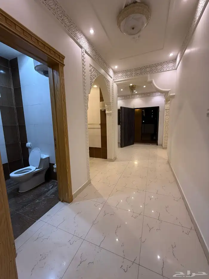 فيلا مستقله في حي قرطبة الغربيه شرق سابك ( 300 م ) 6