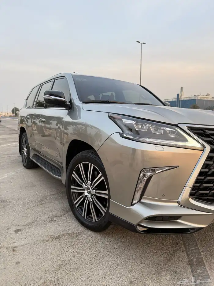 لكزس LX570 2021 سعودي مالك واحد S 9