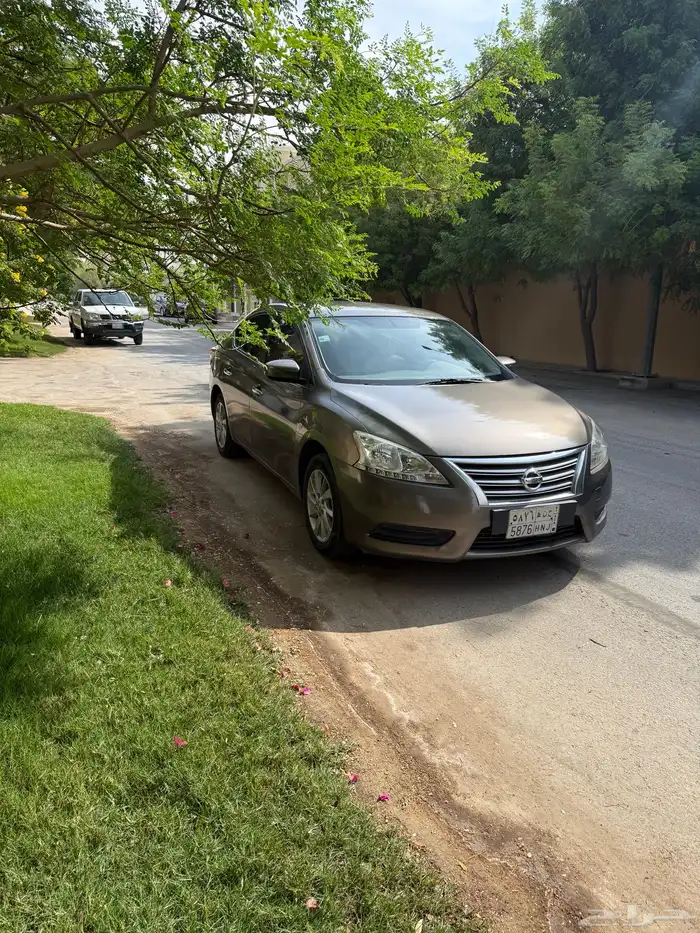 للبيع نيسان سنترا 2016 ثاني مالك 8