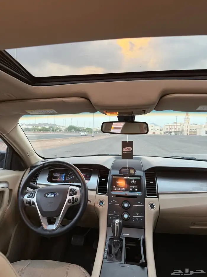 فورد تورس 2015 فل كامل SEL المالك الاول بودي وكاله بصمه 5