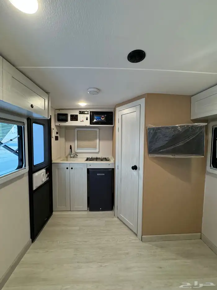 كرفان بمواصفات أمريكية (2024) 30