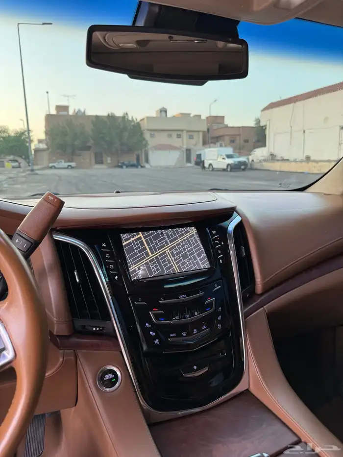 كاديلاك اسكاليد 2015 الدفعه الاخيرة 9