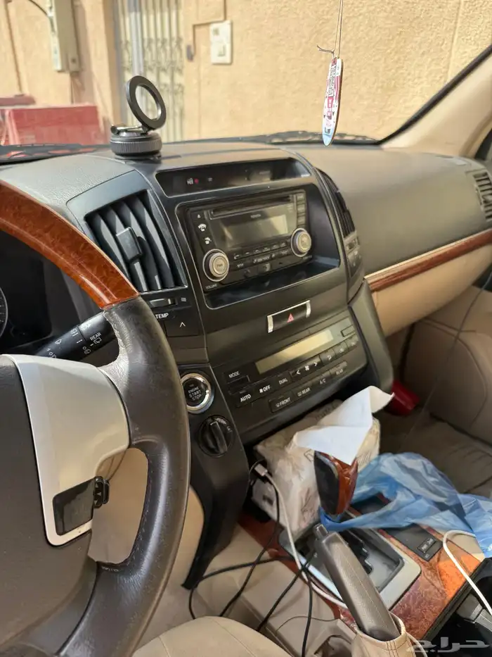 جيب لاندكروزر 2014 4