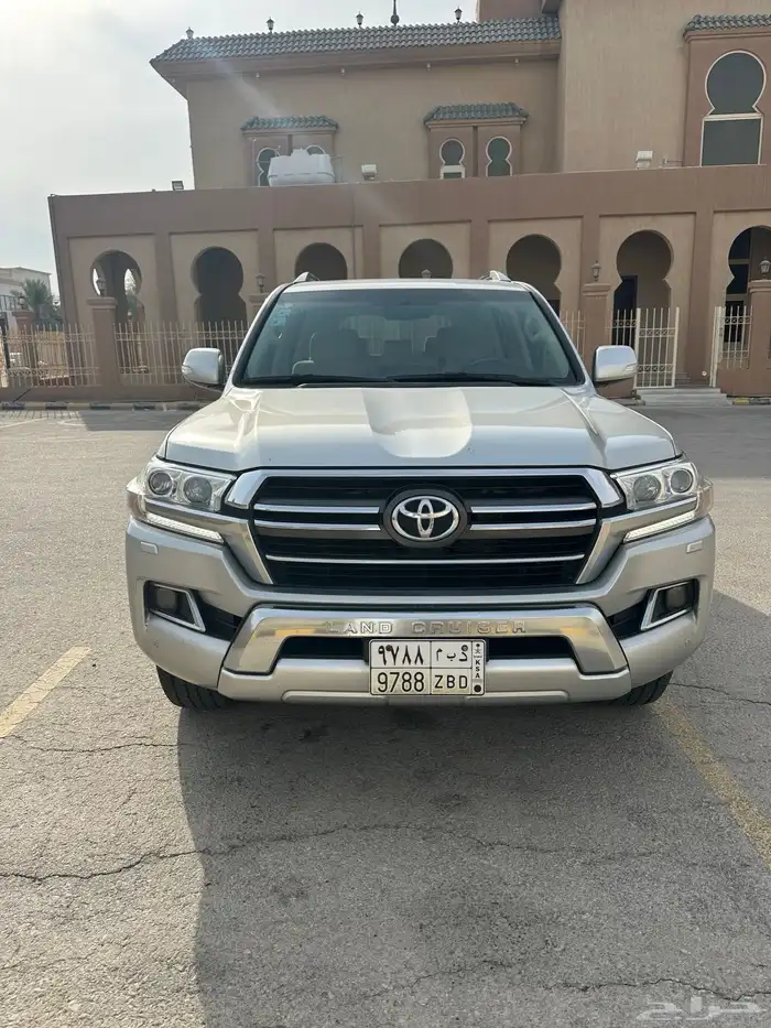 للبيع لاند كروزر 2016 8 سرندل 3