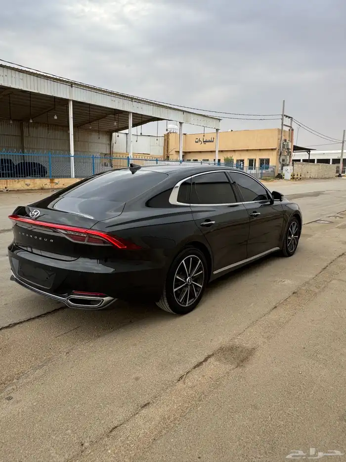 ازيرا 2020 بنزين 6