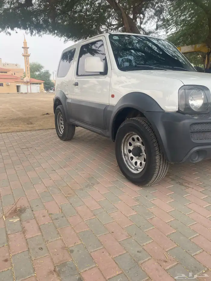 سوزوكي جمني 2011 نظيف جدا 2